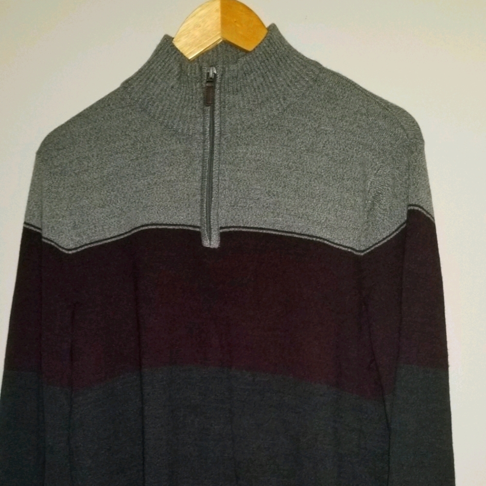 Men's 1/4 zip sweater